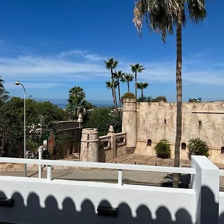 Jane Malibu Park 아파트
